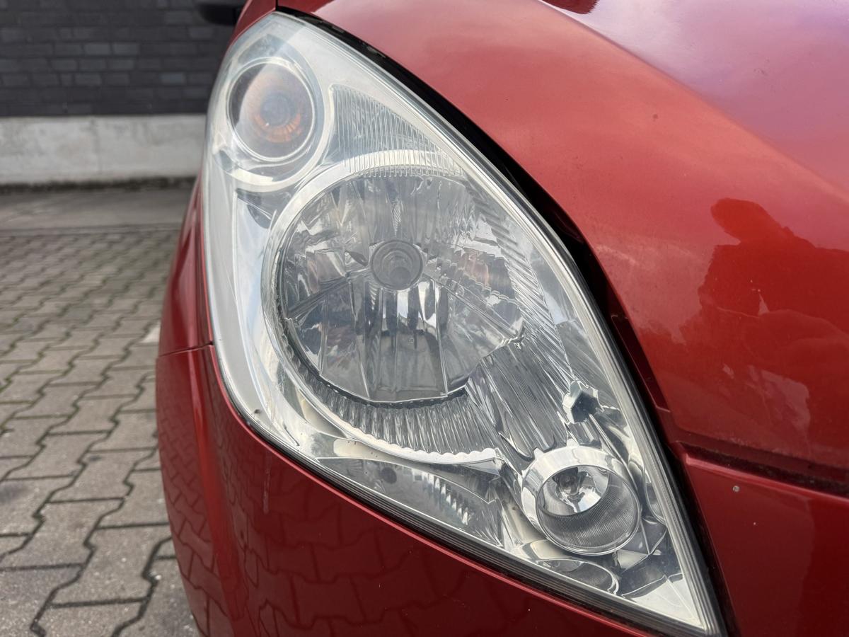 Suzuki Splash original Scheinwerfer vorn rechts Halogen leicht vergilbt Bj.2010
